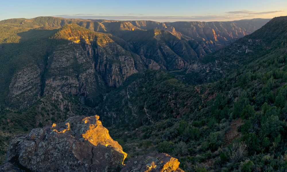 View of the Sycamore Canyon from a lookout