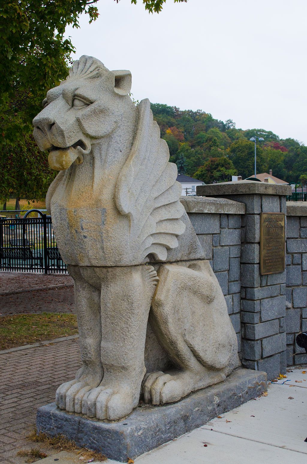 Lion statue at Cristoforo Colombo Park's entrance