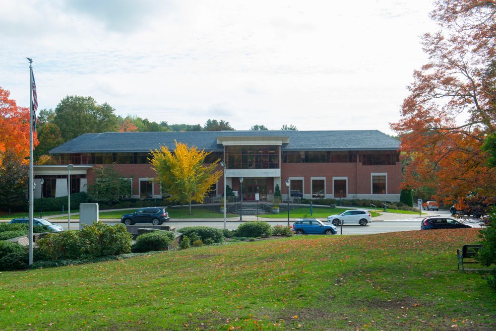 Exterior of Wellesley Free Library