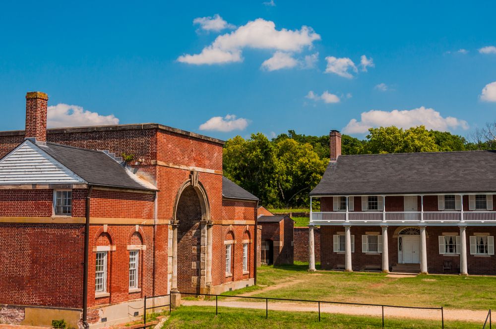 Buildings at Fort Washington Park