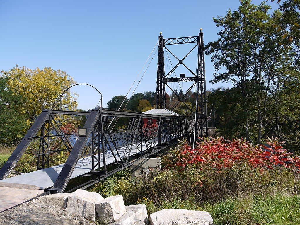 Side view of the Two Cent Bridge