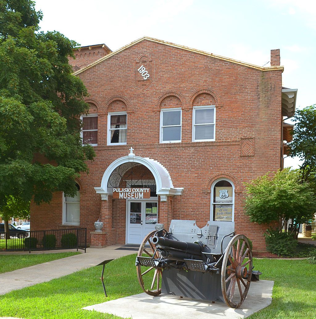 Exterior of Pulaski County Courthouse Museum
