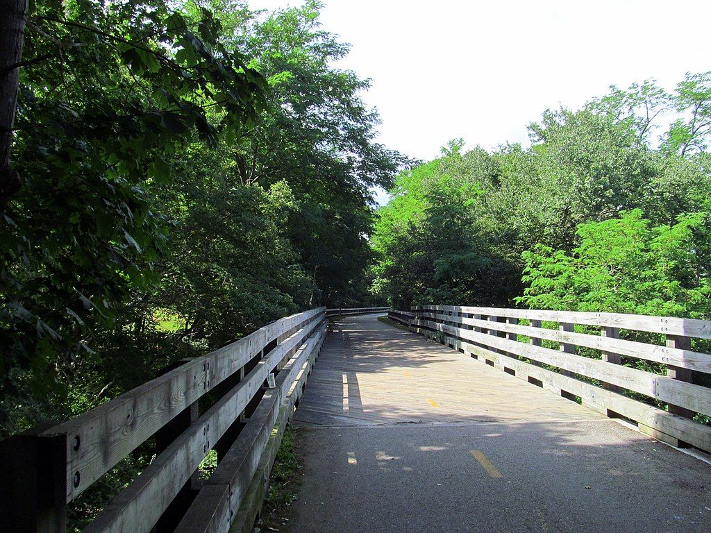 A bridge over Saugatucket River