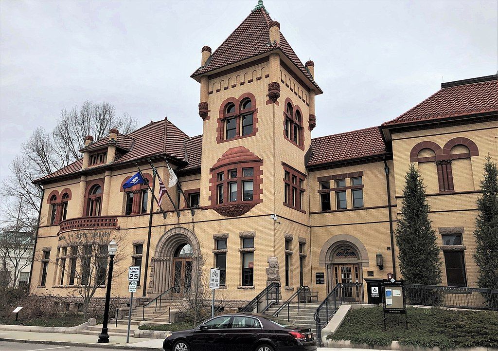 Memorial public library at Westerly Downtown Historic District