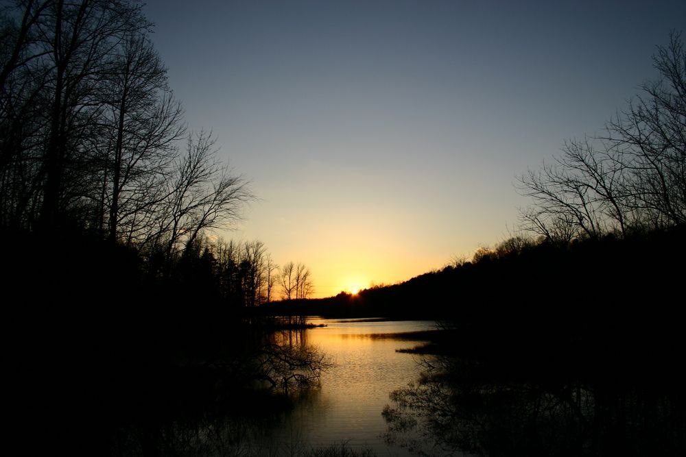 Sunset reflecting on Salem Lake