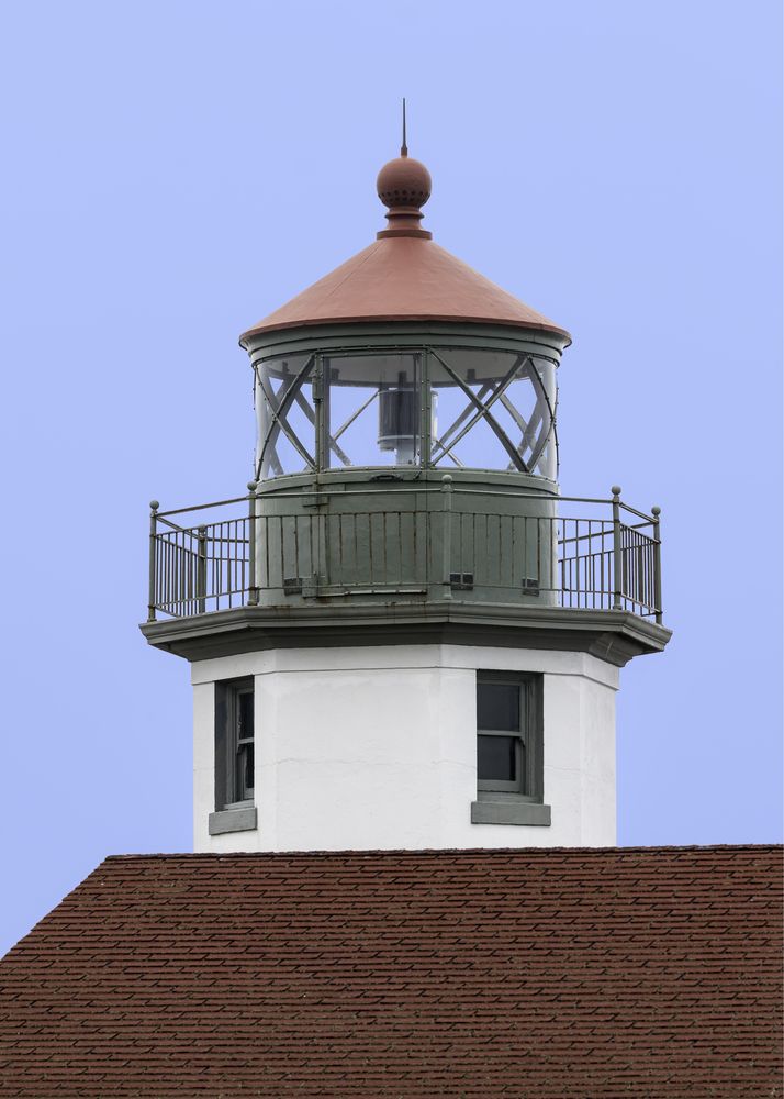 View of Alki Point Lighthouse lamp