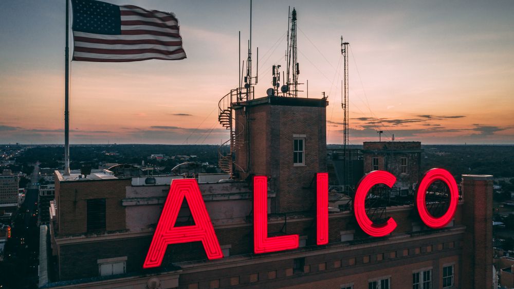 Building sign of the Alico Building