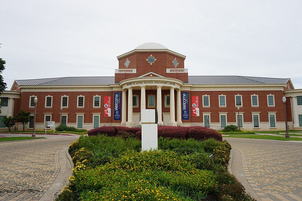 Front view of Mayborn Museum's exterior