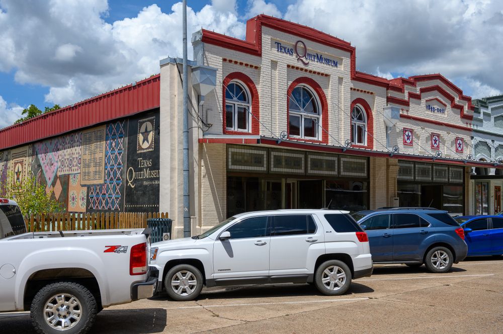 Exterior of Texas Quilt Museum