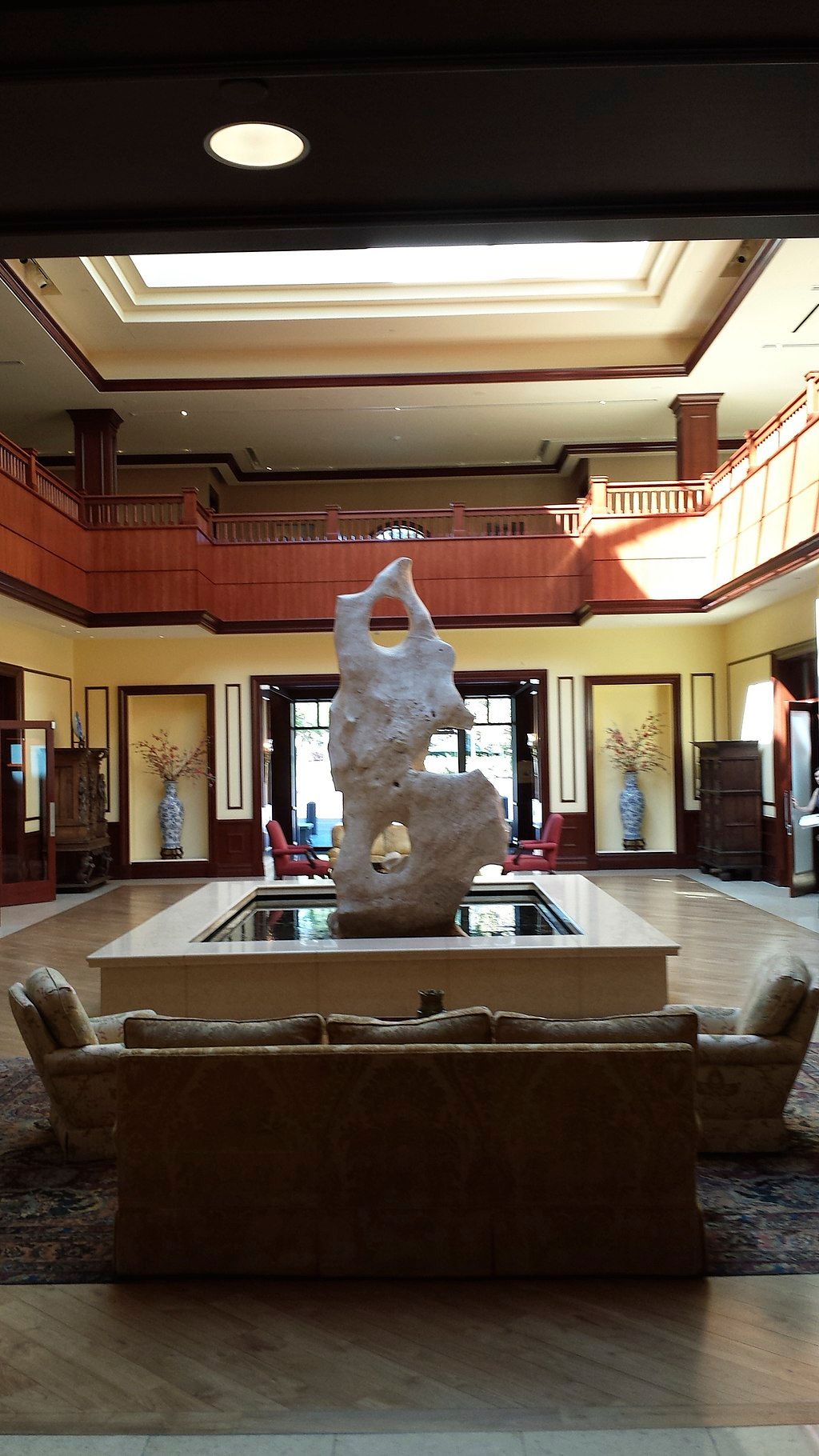Auxiliary lobby of Four Seasons Hotel