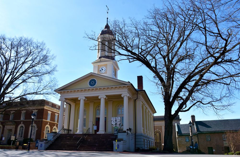 Historic courthouse at Old Town Warrenton