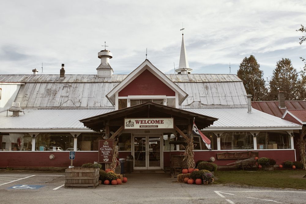 Front view of Cold Hollow Cider Mill's exterior
