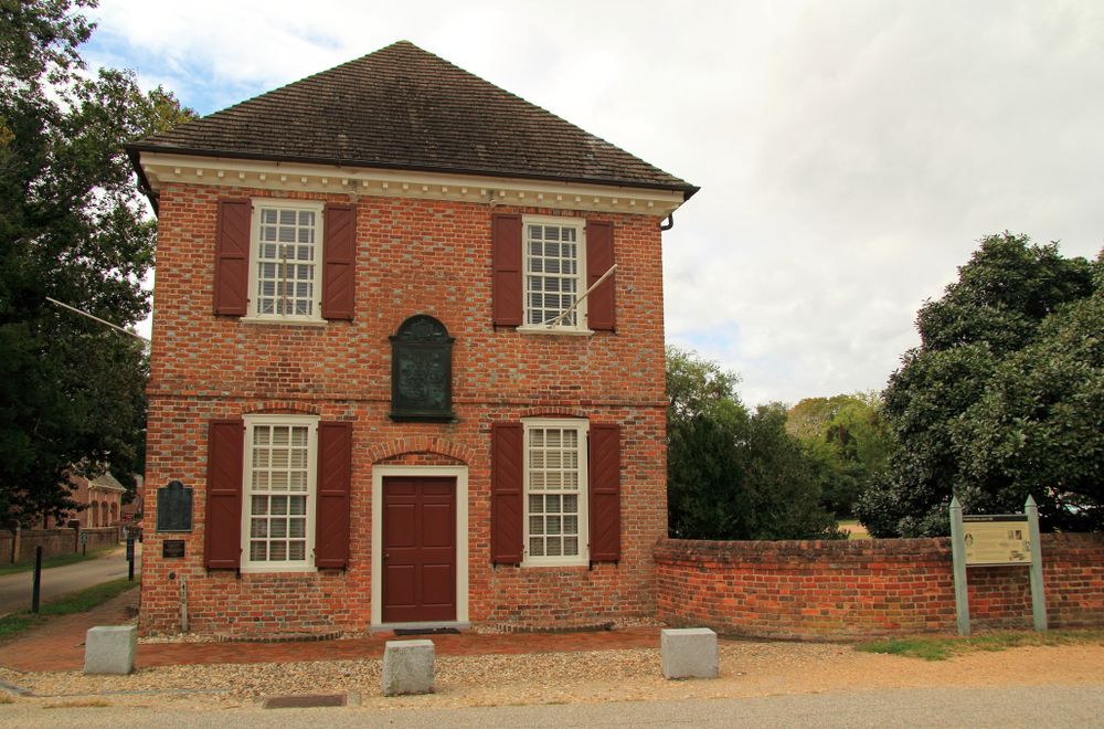 Exterior of Custom house at Main Street