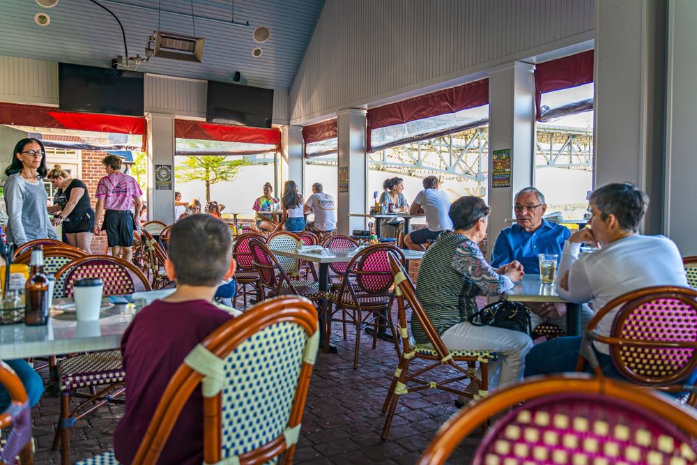 People dining inside Water Street Grille