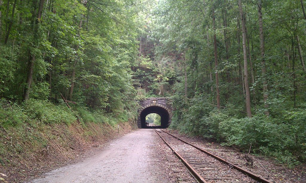 A tunnel along the Heritage Rail Trail County Park