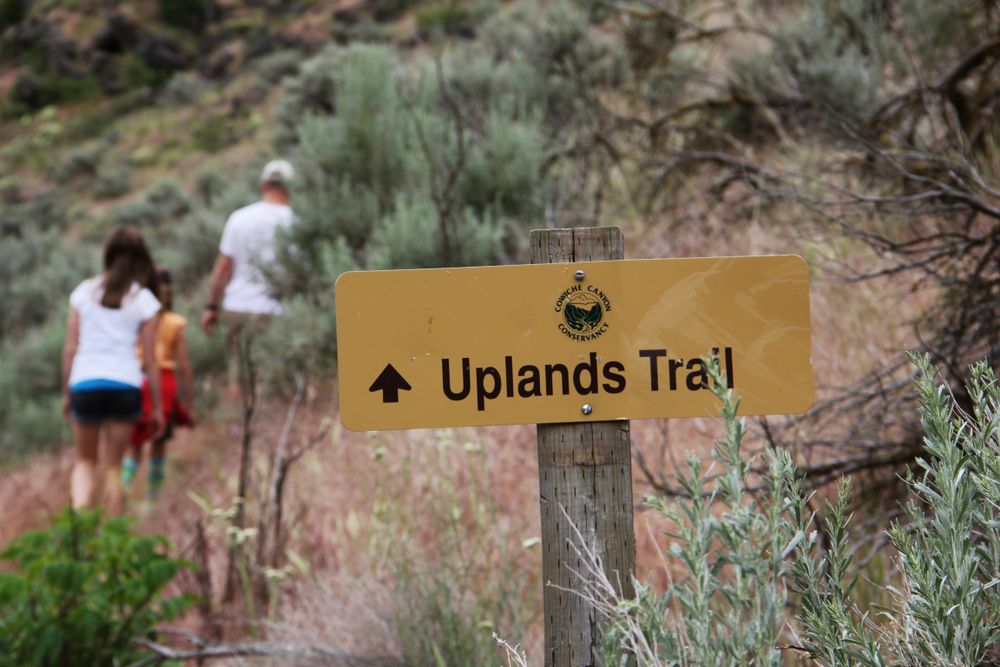 Signage of the Uplands Trail of Cowiche Canyon