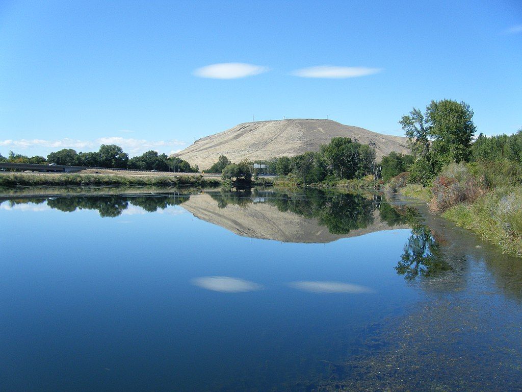 The waters of Yakima Greenway